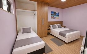 Alice Suites, tudo a pé e pertinho das Praias Grande e dos Anjos